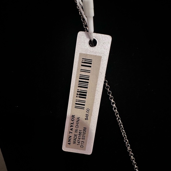 NWT Ann Taylor 17” long necklace with three pom-poms. - Picture 7 of 9